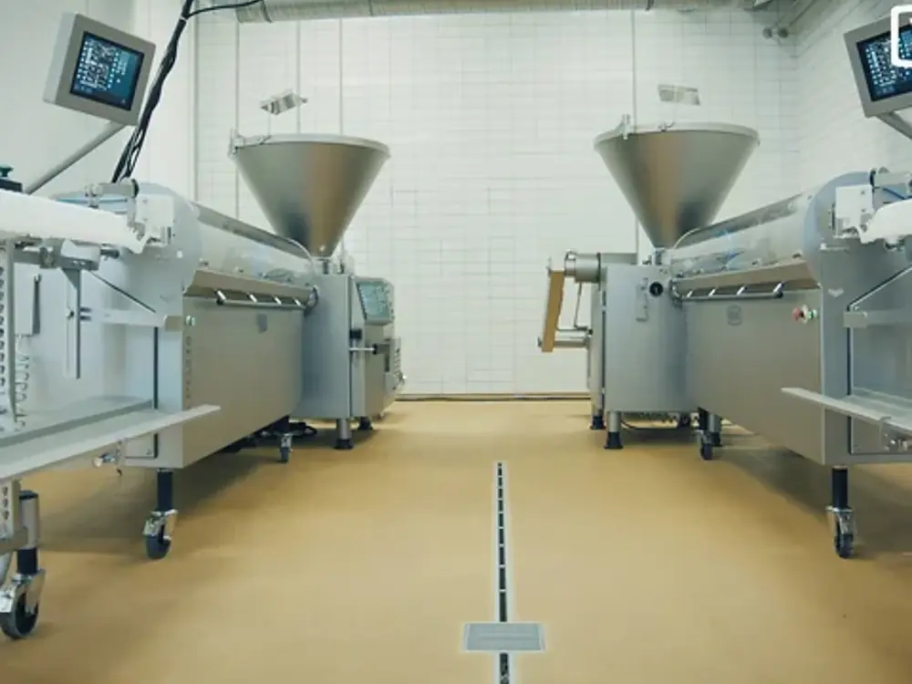 02-sausage-production-line-equipment-1000×750
